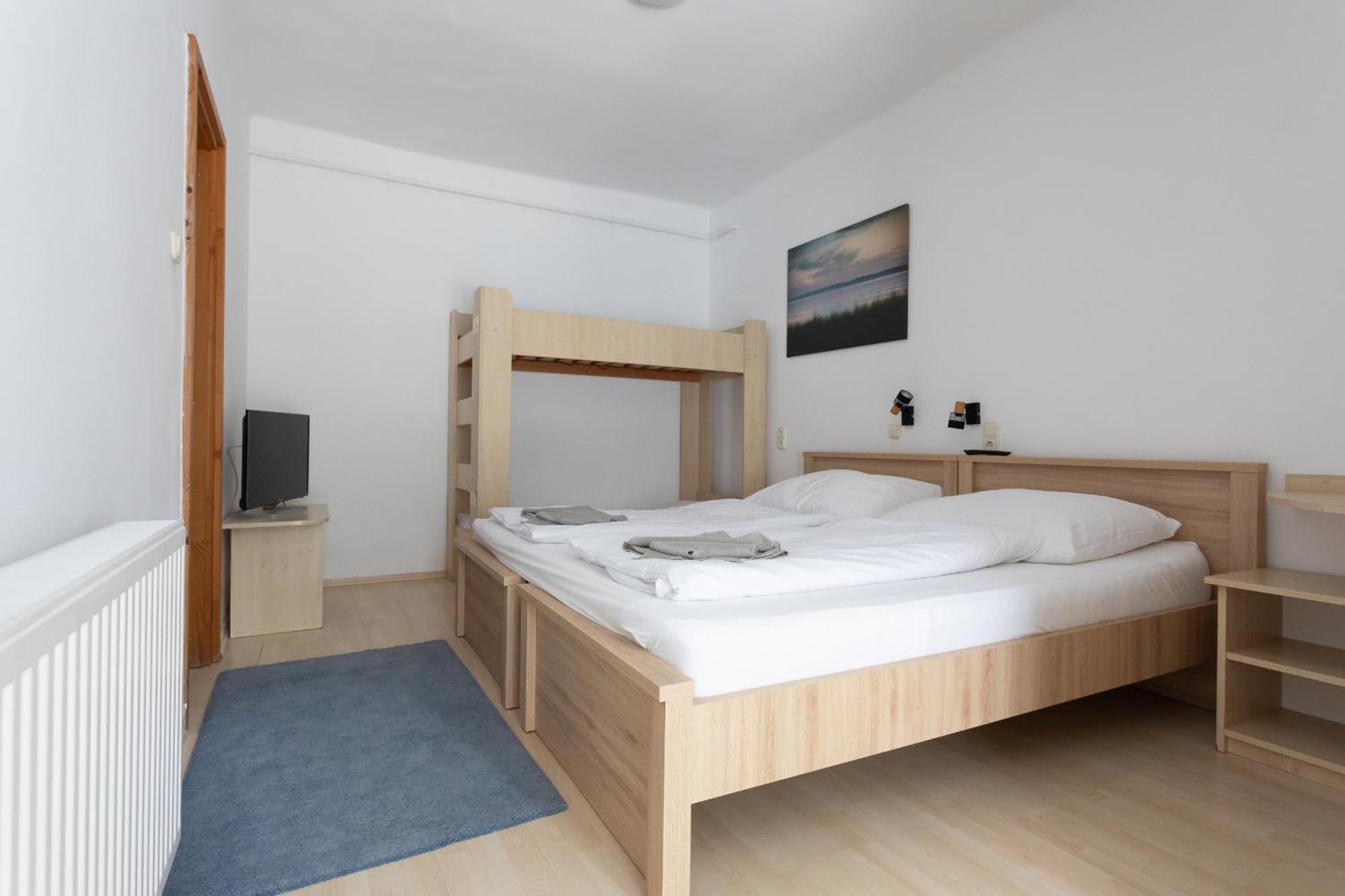 زاماردي Hotel Platan المظهر الخارجي الصورة
