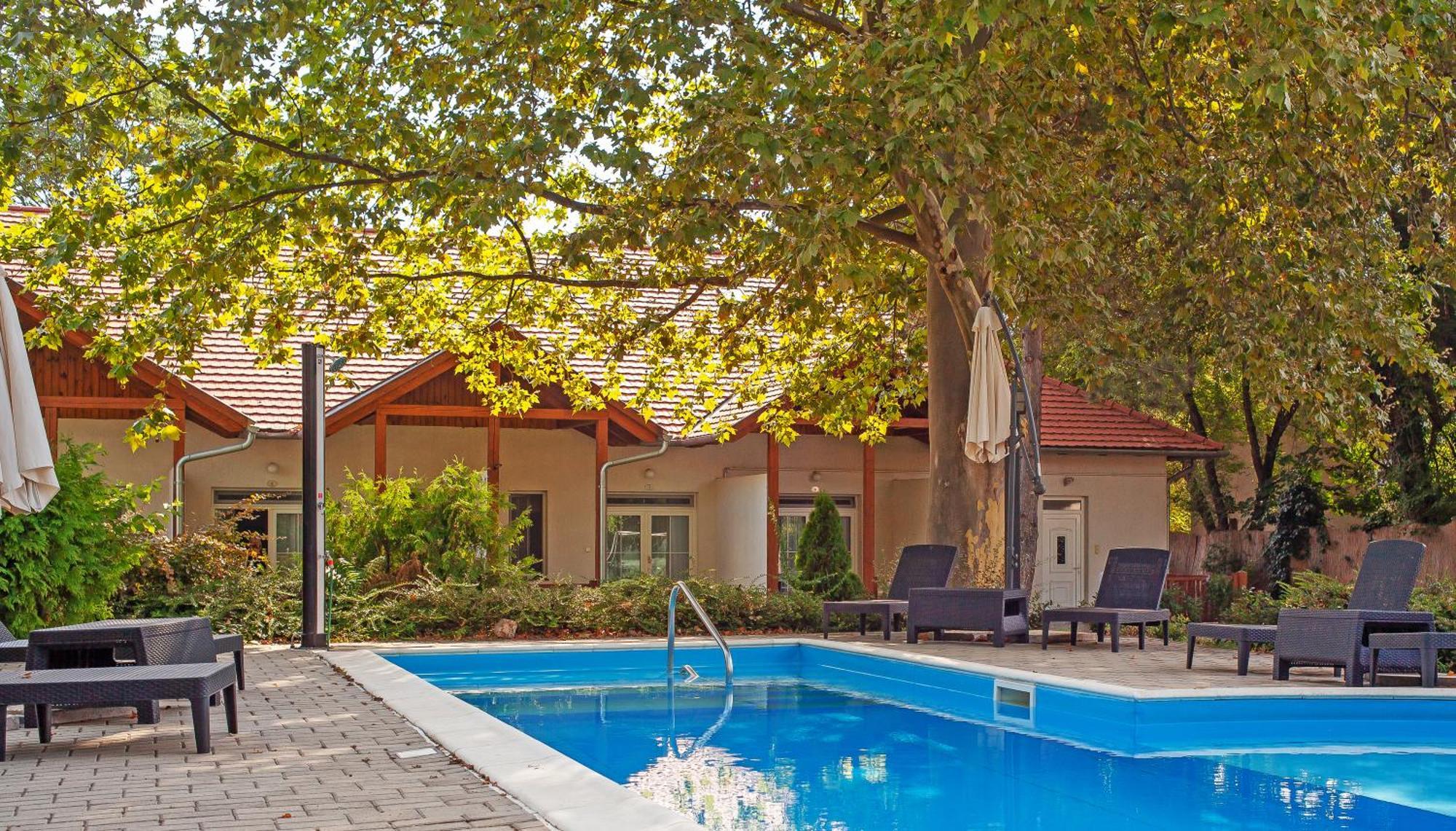 زاماردي Hotel Platan المظهر الخارجي الصورة